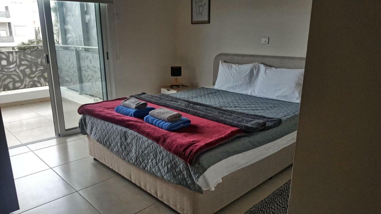 Mythical Sands Luxury Apartment Paralimni Exteriör bild