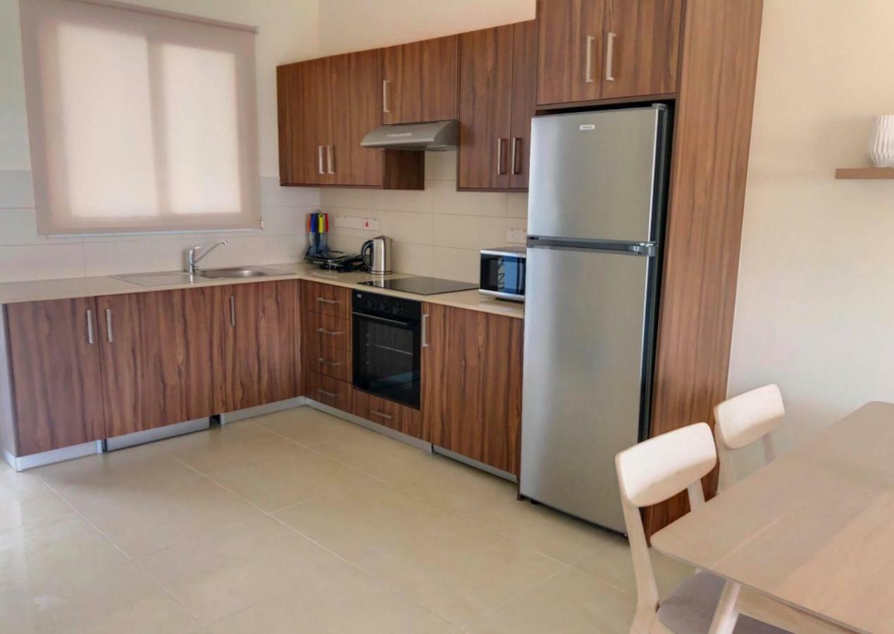 Mythical Sands Luxury Apartment Paralimni Exteriör bild